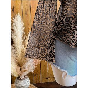 Blusa de Mujer con Mangas Campana y Estampado de Leopardo, Top de Gasa con Lazo Delantero y Peplum, Camisa Elegante para Fiesta - Product Image 2