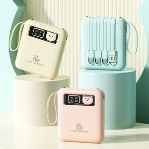 Nouvelle conception de batterie externe 5W 10000mAh 20000mAh avec 4 câbles intégrés, petite batterie externe portable de voyage avec écran - Product Image 3