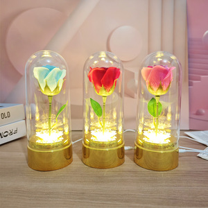Lámpara LED Giratoria de 360° <span class=keywords><strong>con</strong></span> <span class=keywords><strong>Flores</strong></span> de Jabón Personalizadas °   Lámpara de Cristal Giratoria <span class=keywords><strong>con</strong></span> Forma de Rosa, Regalo Perfecto de Navidad o Cumpleaños para Niñas - Product Image 3