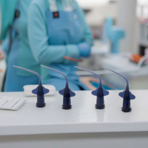 Cartuccia per siringa con punta dentaria monouso in plastica per pulizia e riempimento dei denti - Product Image 5