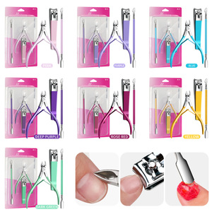 Kit <span class=keywords><strong>de</strong></span> Manucure Rose pour Soin des Ongles : Coupe-ongles, Repousse-cuticules, <span class=keywords><strong>Ciseaux</strong></span> pour Peaux Mortes et Outils <span class=keywords><strong>de</strong></span> Salon - Product Image 1