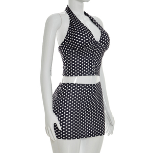 Viviblook Y26ST093 Ensemble deux pièces sexy d'été pour femme : débardeur dos nu à boutons et jupe mini moulante à pois - Product Image 2