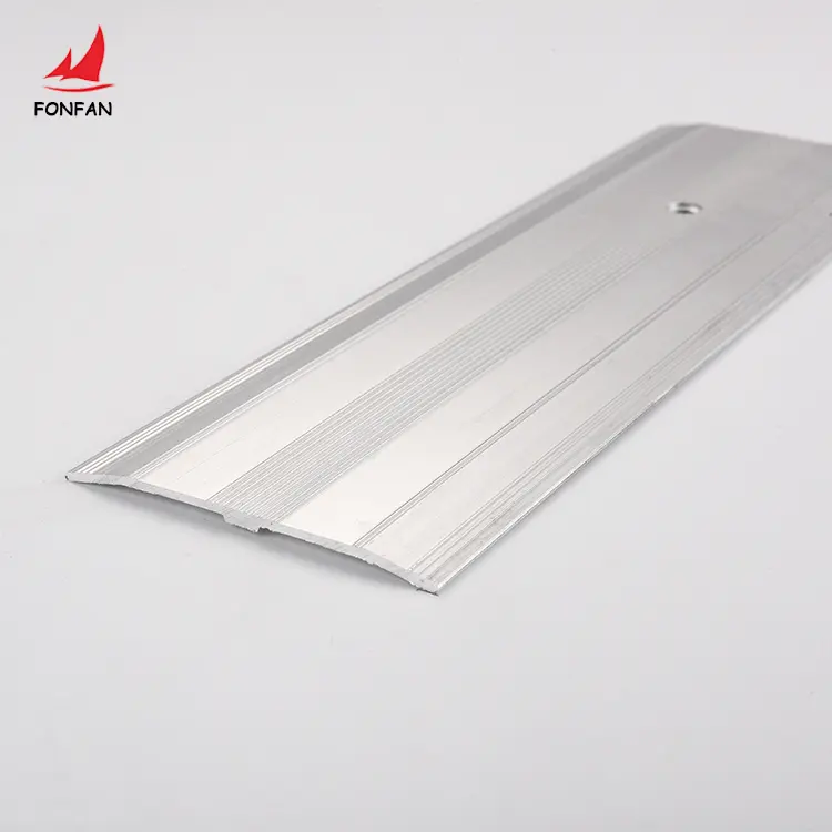 Strisce di soglia in metallo di alta qualità rivestimenti per pavimenti in piastrelle di alluminio tappezzeria strisce di transizione Trim