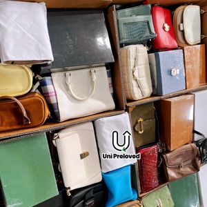 Bolsos de Lujo A6 Usados en Pacas, Bolsos de Diseñador Italianos de Segunda Mano, Venta al Por Mayor Directa de Fábrica, Bolsos de Mujer Preloved - Product Image 2