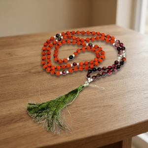 Collier Mala 108 perles en tourmaline Rudraksha noué à la main avec pompon en soie, perles de prière, yoga, méditation, vente en gros Inde - Product Image 5