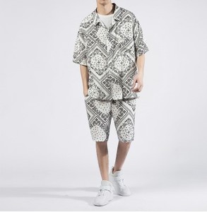 Vente en gros de haute qualité imprimé d'été, nouveaux Shorts de plage décontractés chemises pour hommes ensembles hawaïens - Product Image 6