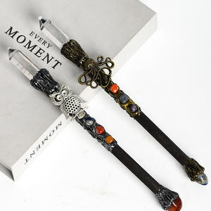 Fourniture directe d'usine originale en cristal blanc naturel pour <span class=keywords><strong>baguette</strong></span> métallique personnalisée, artisanat universel, autre <span class=keywords><strong>baguette</strong></span> <span class=keywords><strong>magique</strong></span> <span class=keywords><strong>Harry</strong></span> <span class=keywords><strong>Potter</strong></span> - Product Image 3