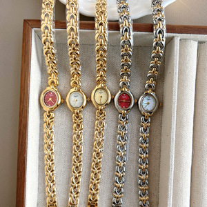 Orologio <span class=keywords><strong>da</strong></span> <span class=keywords><strong>Donna</strong></span> <span class=keywords><strong>di</strong></span> Marca Nazionale con Quadrante Ovale, in Acciaio Inossidabile, Elegante e alla Moda, Movimento al Quarzo, Ecologico, Regalo <span class=keywords><strong>di</strong></span> Compleanno - Product Image 3