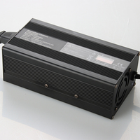 Chargeur de batterie OLED 48V/60V/72V 8A 10A 12A Lifepo4 Chargeur de batterie au lithium avec certification CE pour vélo électrique scooter