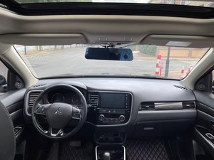 <span class=keywords><strong>Mitsubishi</strong></span> <span class=keywords><strong>Outlander</strong></span> เกียร์ธรรมดาเชื้อเพลิงเบนซินไฟฟ้า FWD 18 "ที่นั่งหนังไฟภายในเครื่องยนต์เทอร์โบซ้าย - Product Image 3