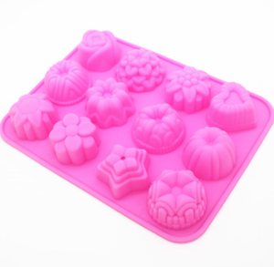 Moule Décoratif en Silicone Liquide pour Fondant, Gâteau, Chocolat : Roses et Marguerites - Product Image 2
