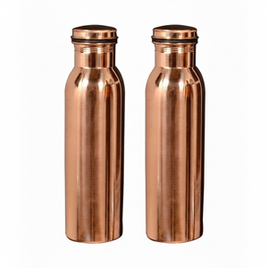 Botella de agua de cobre martillada hecha a mano, recipiente Ayurvédico puro con tapa a prueba de fugas para uso diario disponible para precio de exportación - Product Image 1