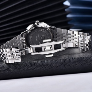 Montre à quartz Pagani Design pour homme en acier inoxydable avec bracelet en cuir, étanche 100 m, affichage des phases lunaires et des jours de la semaine, cadran en verre. - Product Image 5