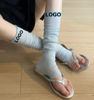 Chaussettes de Pilates et de Yoga Personnalisées à Rayures Verticales, Douces, Respirantes et Absorbantes pour les Pieds