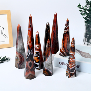 Vente en gros de pierres précieuses naturelles de haute qualité pour la guérison, points de cristal d'agate sardonyx rouge rayée pour la décoration - Product Image 1