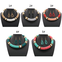 Ensemble collier ras-du-cou et boucles d'oreilles faits main en perles de rocaille pour femme, style bohème ethnique tribal, en alliage, bijoux pour vacances et soirées