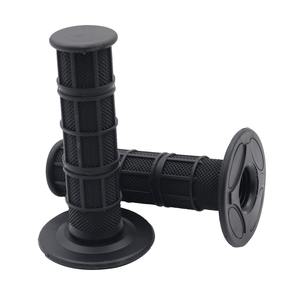 Poignées de guidon antidérapantes tout-terrain en caoutchouc, couleurs variées, pour systèmes de guidon - Product Image 1