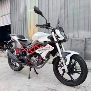 Motocicleta Deportiva <span class=keywords><strong>Benelli</strong></span> <span class=keywords><strong>TNT</strong></span> <span class=keywords><strong>150</strong></span> de 150cc, Monocilíndrica, Refrigerada por Aire/Aceite, Ideal para Principiantes, 5 Velocidades - Product Image 4