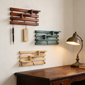 Étagère murale en bois à trois niveaux avec 3 crochets porte-<span class=keywords><strong>clés</strong></span> – Organisateur <span class=keywords><strong>mural</strong></span> en bois pour la maison - Product Image 1