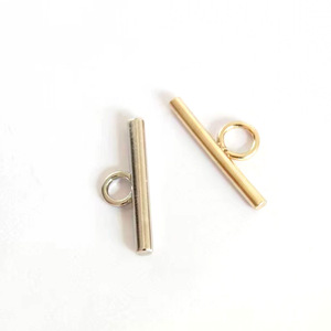 Hebilla de metal para bolsos con anillo y acabado chapado. Especificaciones completas. - Product Image 1
