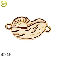 Lettre de bikini personnalisée étiquettes résistantes au chlore accessoire de maillot de bain à coudre étiquette de nom gravée badges pour sous-vêtements