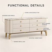 WYRAX Resort Gallery Geriffeltes Sideboard mit Steinoptik-Oberfläche, 4 Türen, Grifflose Aufbewahrung und Schlanke Goldene Beine