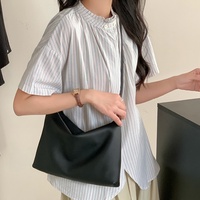 Sacs personnalisés fabricant vente en gros de nouveaux sacs fourre-tout à bandoulière à logo personnalisé sac à bandoulière en cuir véritable sac Hobo de luxe pour femmes