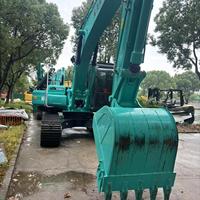 Excavatrice sur chenilles KOBELCO SK200D d'origine japonaise, faible kilométrage, peu d'heures de travail, 20 tonnes, matériel de construction à vendre