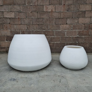 Set di <span class=keywords><strong>Vasi</strong></span> Rotondi <span class=keywords><strong>in</strong></span> <span class=keywords><strong>Cemento</strong></span> per Esterni, Decorazione da Giardino, Uso su Pavimento e Scrivania, Vendita Calda di Fabbrica - Product Image 1