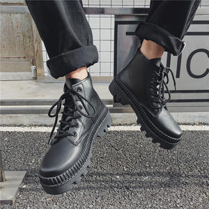 Vente en gros en usine Nouvelle mode de <span class=keywords><strong>bottines</strong></span> en cuir légères et montantes Bottes en cuir d'hiver et d'automne pour hommes - Product Image 3