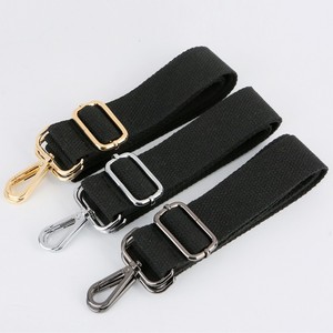Noir All-Match résistant à l'usure <span class=keywords><strong>large</strong></span> <span class=keywords><strong>bandoulière</strong></span> <span class=keywords><strong>bandoulière</strong></span> remplacement <span class=keywords><strong>sac</strong></span> à dos sangle <span class=keywords><strong>pour</strong></span> sacs pièces et accessoires de <span class=keywords><strong>sac</strong></span> spécial - Product Image 4
