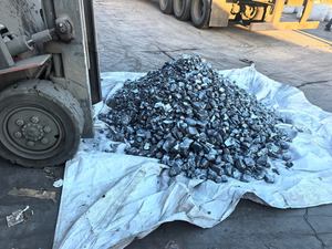 고품질 실리콘 금속 553 441 3303 등급 Si 금속 (철합금/태양광 패널 생산용) - Product Image 4