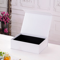 Boîte cadeau rigide magnétique à rabat - Recyclable, personnalisable, vide, couleur et forme sur mesure, pour anniversaire, promotion, finition mate