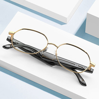 Lunettes Intelligentes 2025 W100B avec Assistant IA ChatGPT 4.0, Casque Portable, Traduction en Temps Réel 163 Langues, Musique et Haut-parleur Bluetooth