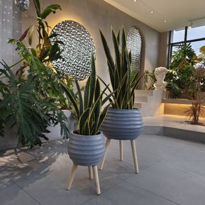 Pots de fleurs en fibre de verre modernes de Foshan avec trou de drainage, légers et écologiques, pour usage intérieur/extérieur et centres commerciaux - Product Image 2