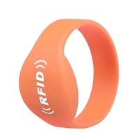 Bracelet RFID de proximité en silicone résistant à l'eau 13,56 MHz, porte-clés NFC pour armoires et casiers intelligents