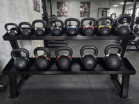 Fabricant professionnel chinois de kettlebells réglables et durables, vente en gros, logo personnalisé, acier coulé pour salle de sport