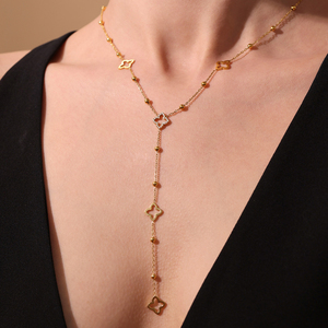 Lujo ahueca hacia fuera cuatro trébol de <span class=keywords><strong>4</strong></span> hojas 18K chapado en oro Y forma 5A collar de circón COLLAR COLGANTE de acero inoxidable de doble capa - Product Image 4