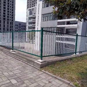Pannello di Recinzione in Ferro per Giardino, Recinzione in Tubi di Acciaio per Esterni, Recinzione di Sicurezza in Ferro Battuto Nero Zincato con Parte Superiore Piatta - Product Image 3
