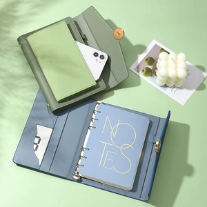 Cahier à feuilles mobiles A5 avec fermeture magnétique pour carnet de notes promotionnel avec <span class=keywords><strong>porte</strong></span>-stylo et fentes pour cartes - Product Image 5