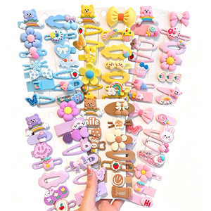 กิ๊บติดผมพลาสติกลายการ์ตูนน่ารักหวานๆ สำหรับเด็ก ทำมือ สีสันสดใส รูปหมี ดอกไม้ โบว์  กิ๊บติดผมเด็กผู้หญิง ของขวัญสำหรับใช้ในชีวิตประจำวัน - Product Image 1