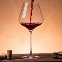 Vente en gros Verre à vin rouge de grande capacité Coupe en cristal Gobelet Design classique Verre à vin rouge étiré une pièce de qualité supérieure