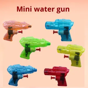 Mini pistolets à <span class=keywords><strong>eau</strong></span> <span class=keywords><strong>d</strong></span>'été pour enfants Jouet de plage en plein air pour jeux de tir Jouets pistolets à <span class=keywords><strong>eau</strong></span> en plastique Idée de cadeau économique - Product Image 2