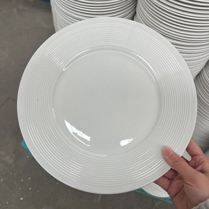 Vaisselle de mariage en porcelaine blanche - Bols, assiettes et plats minimalistes compatibles lave-vaisselle - Vente en gros directe d'usine - Product Image 1