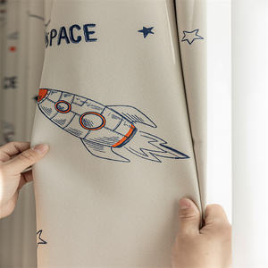 Venta caliente niños dormitorio dibujos animados cohete patrón impreso cortinas confeccionadas poliéster impreso cortinas para decoración de ventanas - Product Image 3