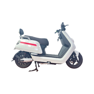 Moto Elettrica da Corsa ad Alta Velocità Urban Attack 72V2000W con Batteria Intercambiabile, Freno a Disco, Certificata EEC COC per Adulti - Product Image 2