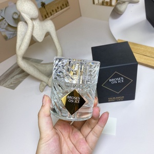 Eau de Cologne Woody Spray 50ml <span class=keywords><strong>Parfum</strong></span> Charmant Longue Durée Luxe EDP Unisexe pour Hommes et Femmes Écologique Portable Vente en Gros - Product Image 4