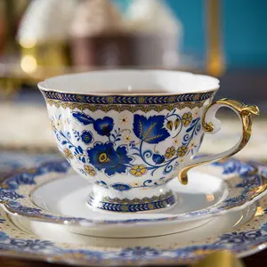Сине-белая керамическая чашка для послеобеденного чая и блюдца, английский фарфоровый набор кофейных чашек