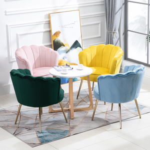 غرفة معيشة فاخرة قطيفة على شكل بتلات كراسي أريكة بمقعدين - Product Image 4