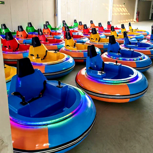 Voiture <span class=keywords><strong>tamponneuse</strong></span> <span class=keywords><strong>gonflable</strong></span> <span class=keywords><strong>motorisée</strong></span> interactive à deux places pour enfants et adultes, idéale pour les fêtes en extérieur, à fort potentiel de profit - Product Image 1